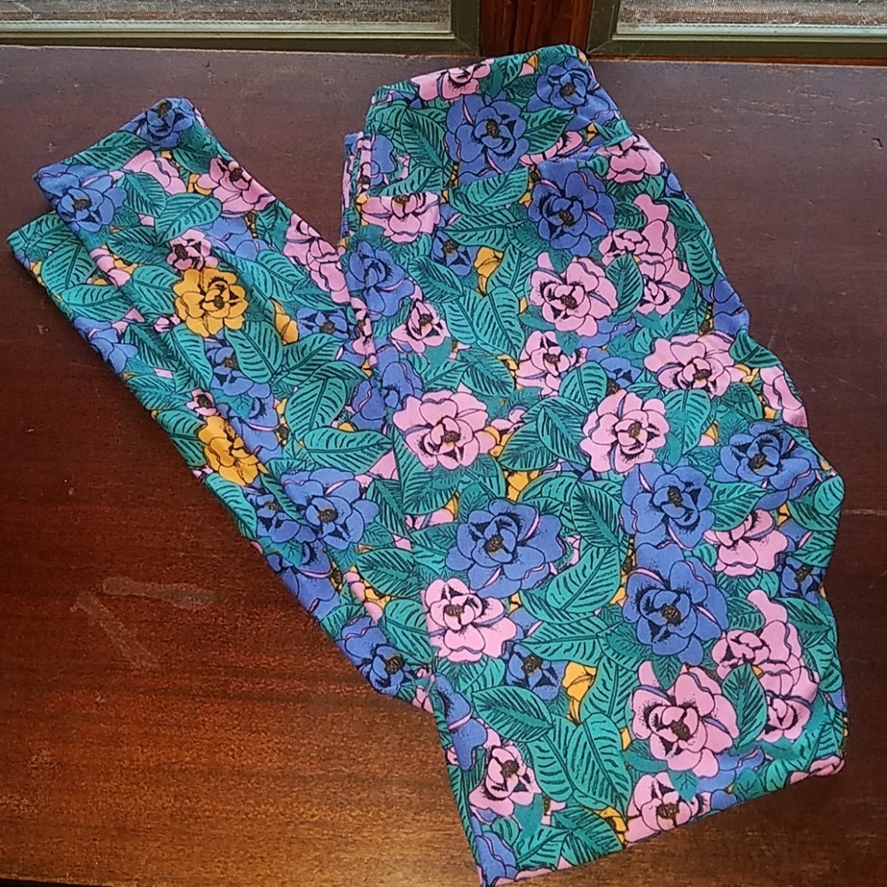 Lularoe OS legging tropical flowers EUC